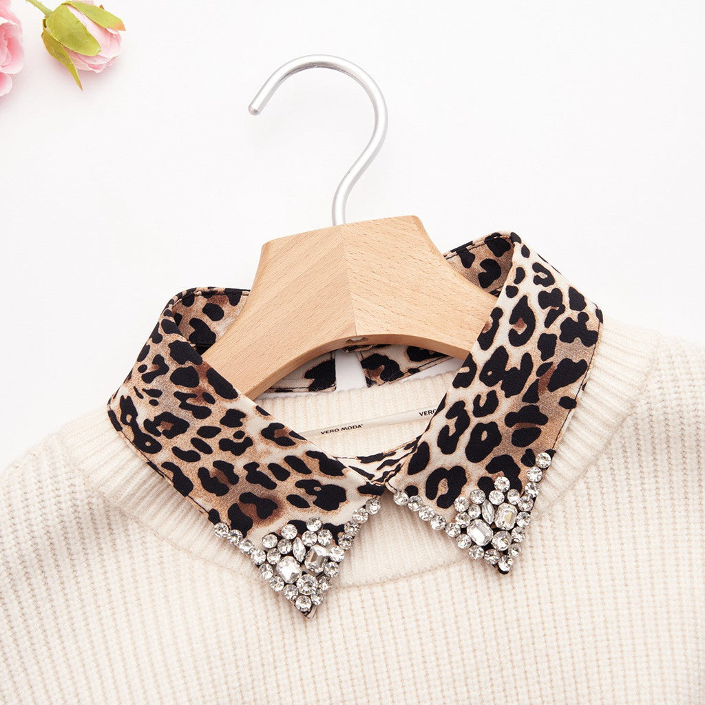 serane-leopard-knit-collar-1.jpg
